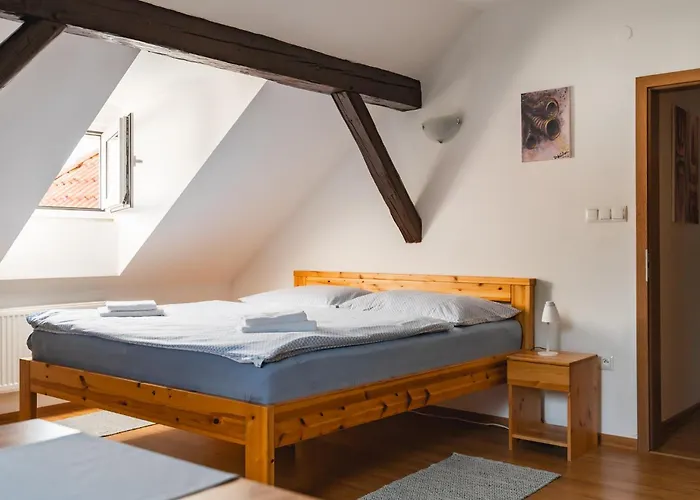Apartman V Podkrovi